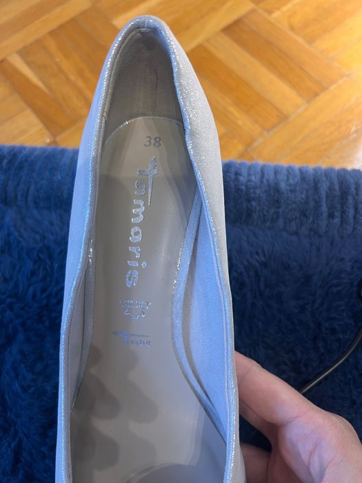 Przepiękne buty nowe błyszczące czółenka delikatny obcas