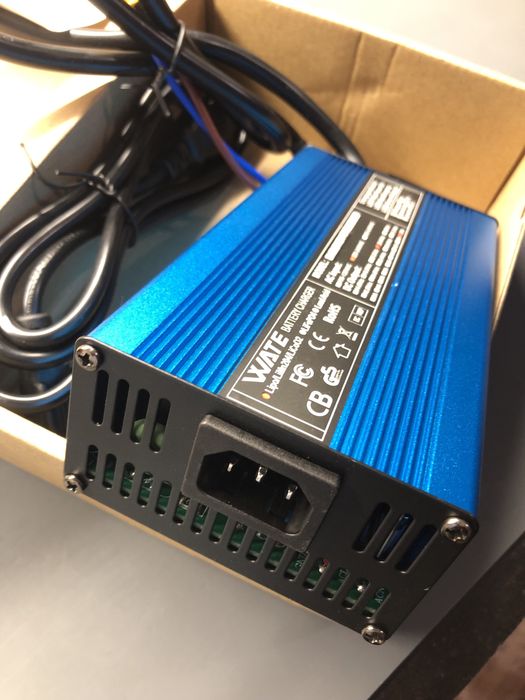 Зарядні пристрої lifepo4 8s,li-ion 7s,10s, (29.2v 29,4v 42v) 10/20a