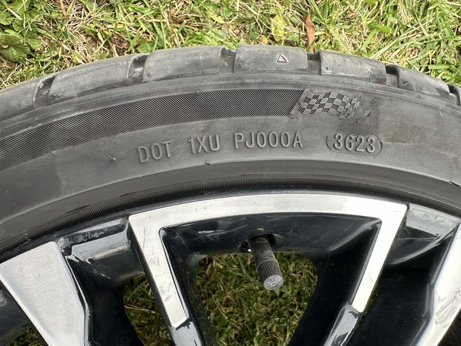 Диски Audi R19 з шиною оригінал 8W0601025BE