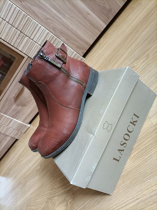 Brązowe botki skórzane Lasocki 36