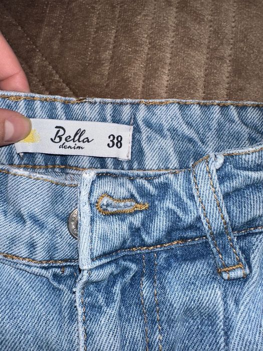 Джинси                          .