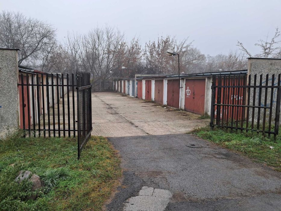 Garaż Do Wynajęcia Od 1 Lipca Blisko Centrum os. Nad Potokiem