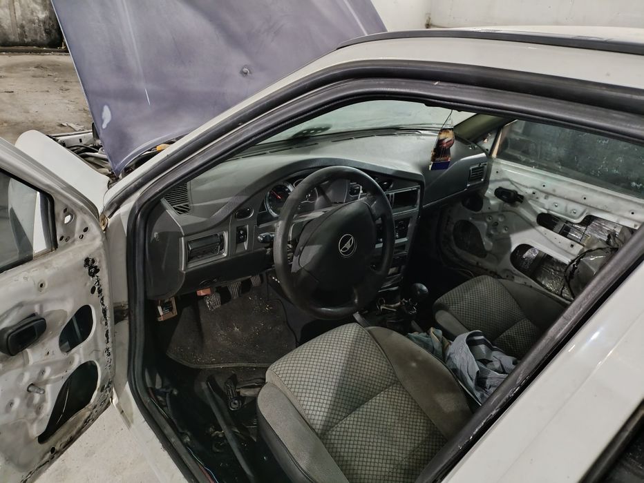 Продам део нексія