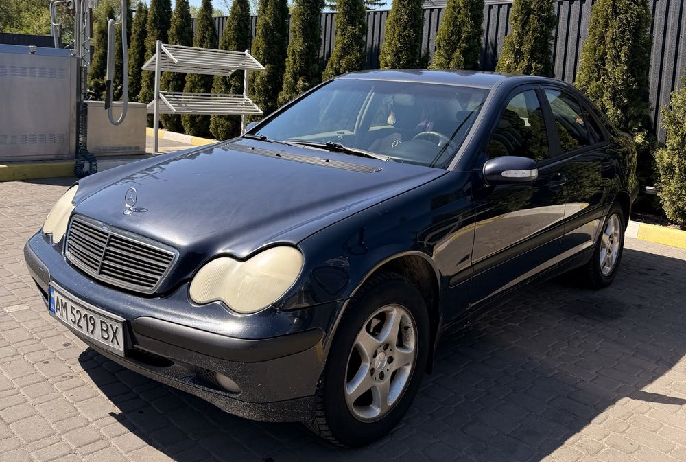 Mercedes-Benz C-Class 2001
