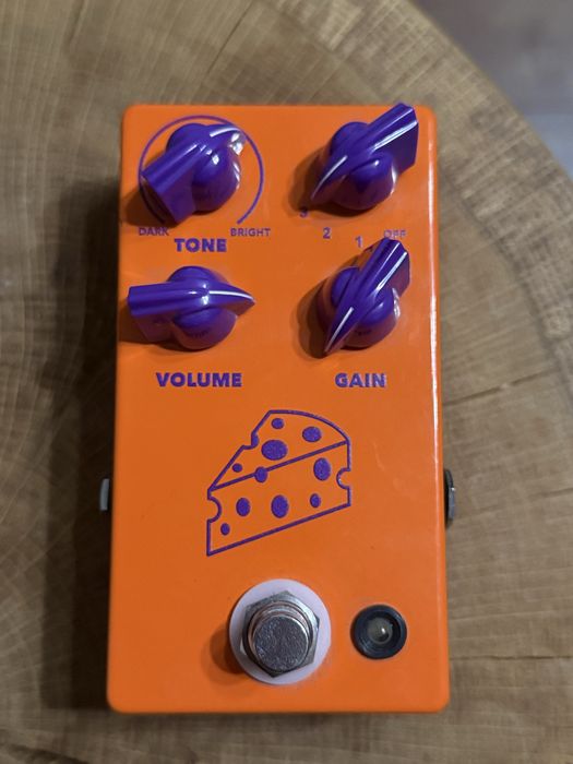 fuzz JHS cheese. Distortion, delay