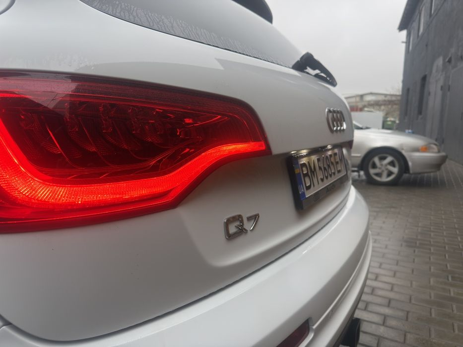 Audi Q7 3.0 бензин 2012р