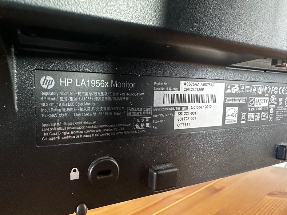 Monitor HP LA 1956X