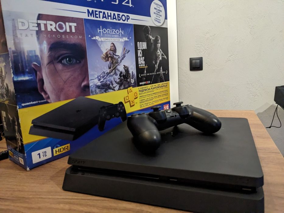 sony playstation slim и pro в чем разница