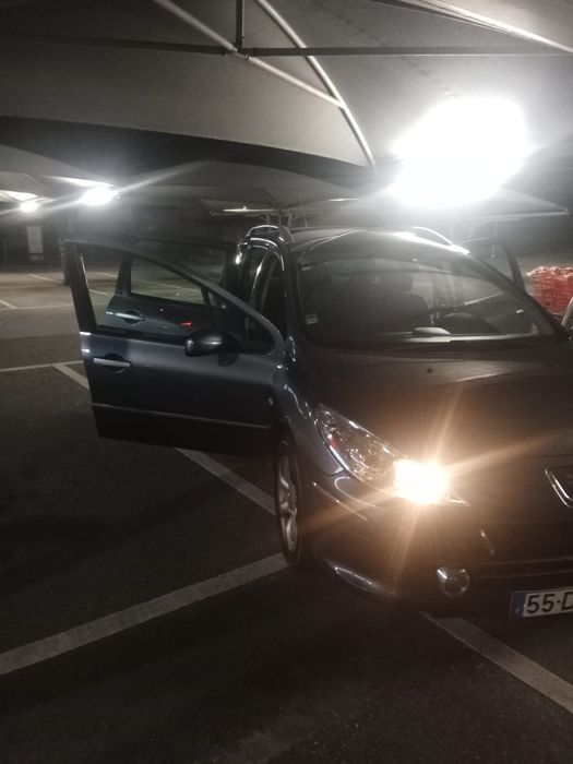 Peugeot 307sw l  146 mil km teto panorâmico  18 meses de garantia