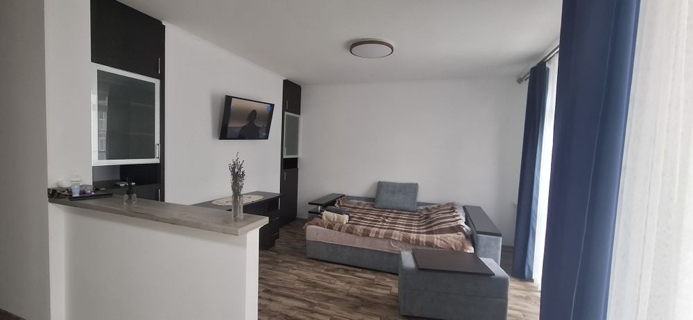 Вільно 1-кімнатні апартаменти. Можливо помісячно