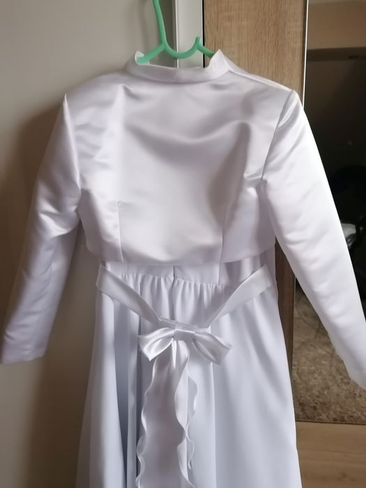 Sukienka alba komunijna rozm. 137-140 i bolerko, torebka i koszyczek