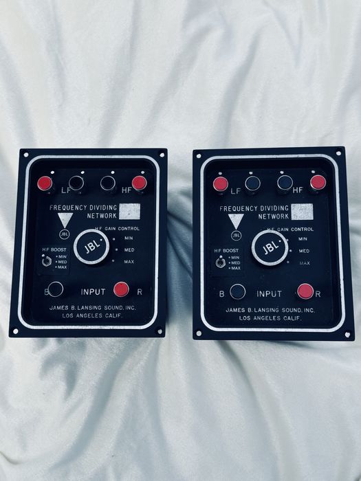 JBL 3120a crossover Divider network