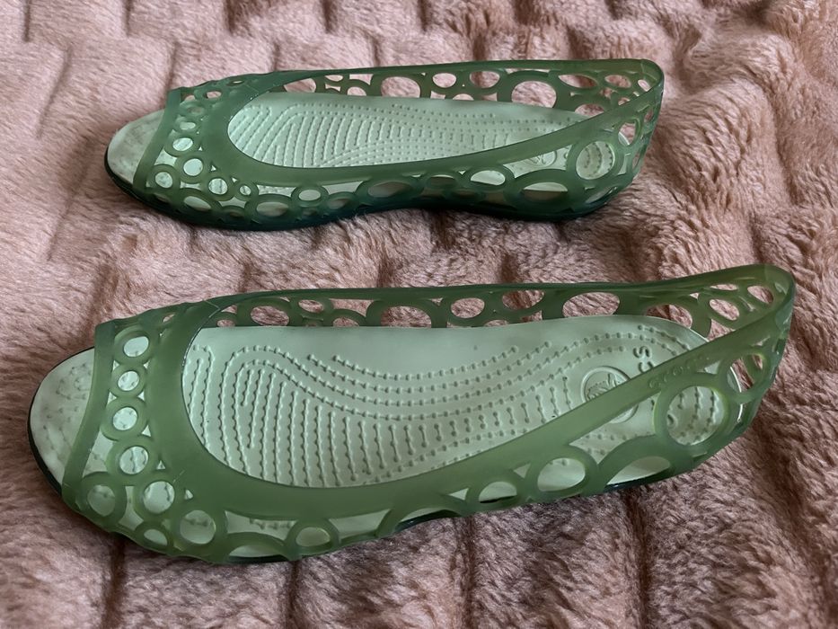 Sandaly Crocs W 7 (37-38) wkladka 24 cm.