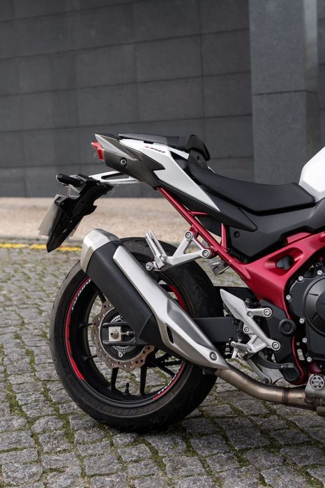 Honda CB 750 Hornet 2023 1.500kms