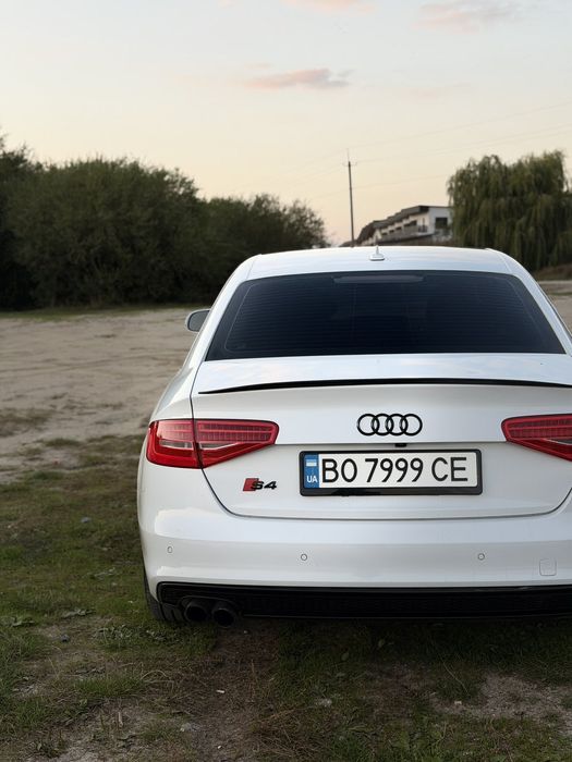 AUDI A4 S-lain 2.0tfsi 4*4