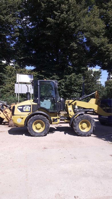 Ładowarka kołowa CAT 908H