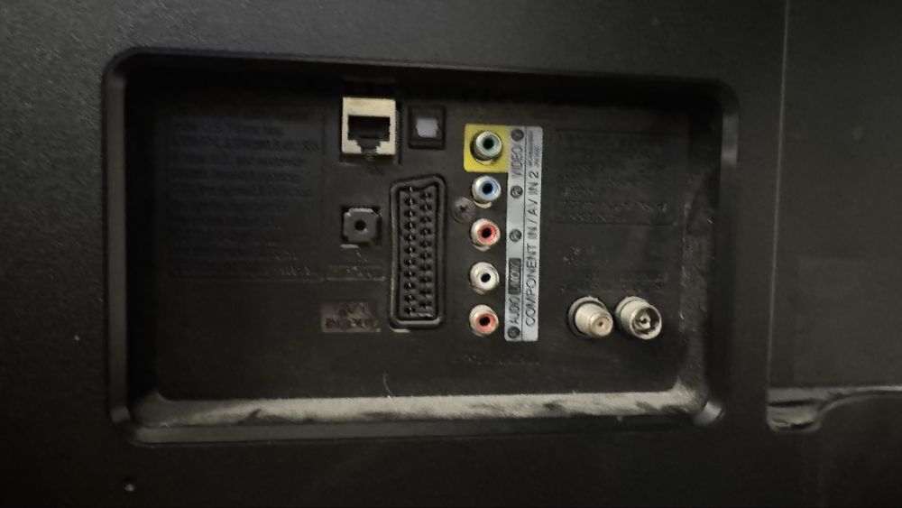 телевізор lg “42 дюйми» 2013 р.