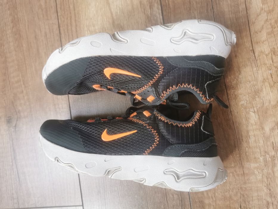 Buty Nike 34/36  dziecięce