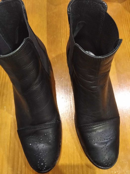 Botas pele tamanho 39