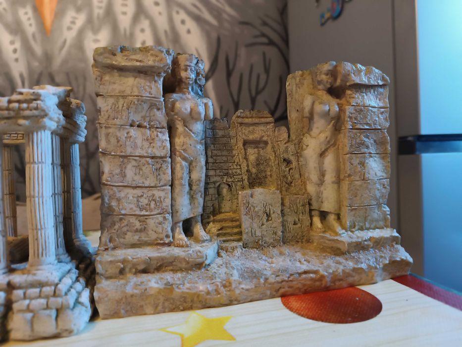 Декор в аквариум