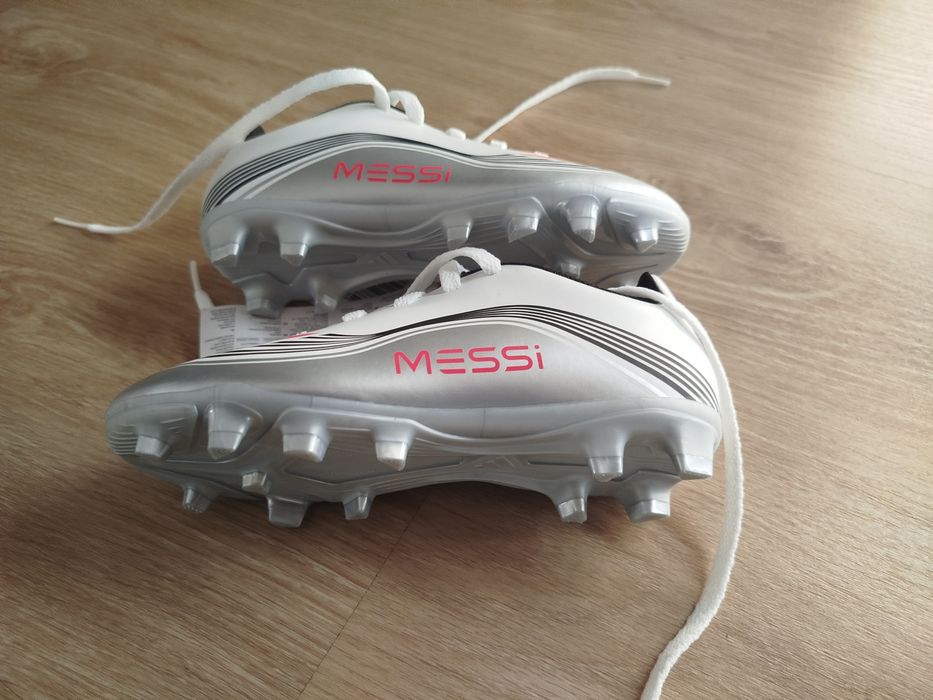 Chuteiras adidas novas n30