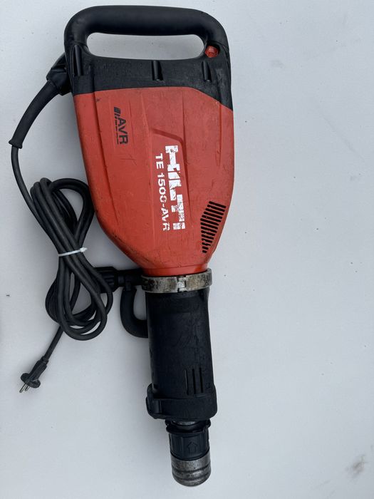 Młot wyburzeniowy Hilti TE 1500 AVR