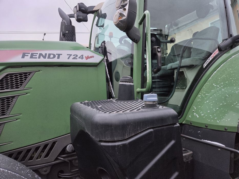 Ciągnik Fendt 724 S4 Profi Plus