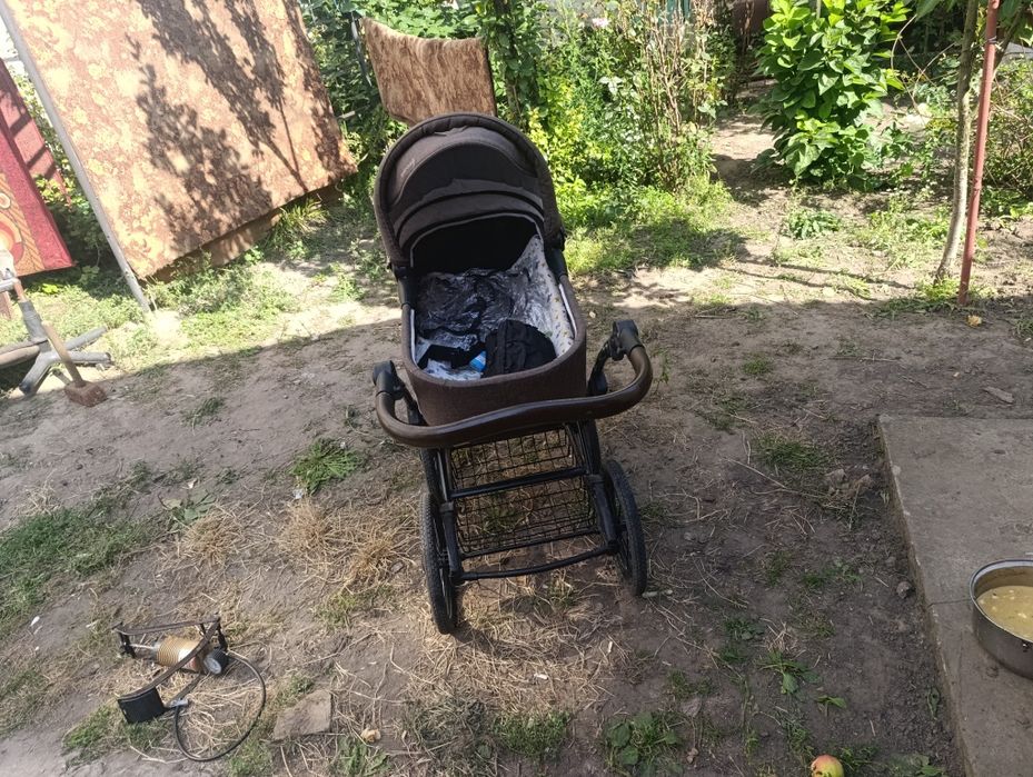 Продам детскую каляску