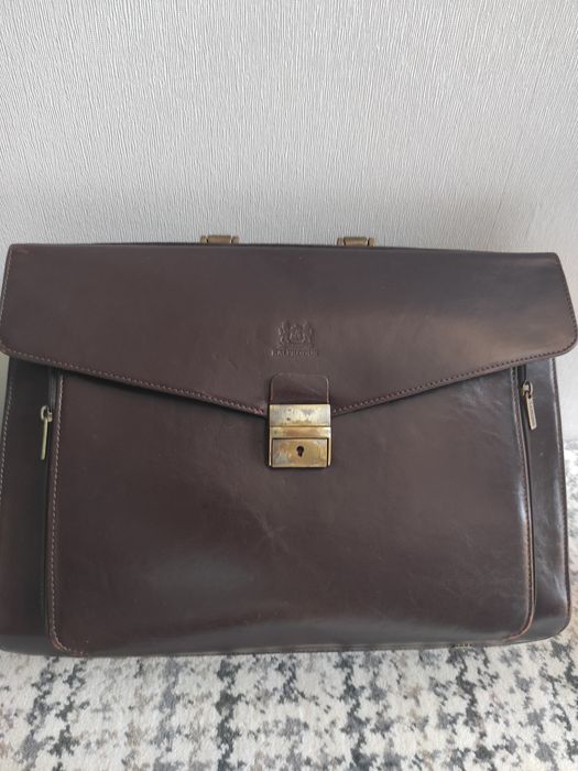 Aktówka teczka ze skóry