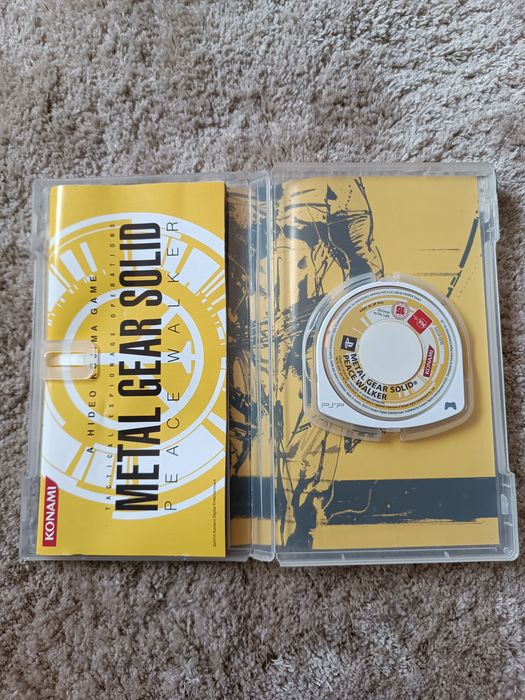 Metal Gear Solid Peace Walker (PSP)