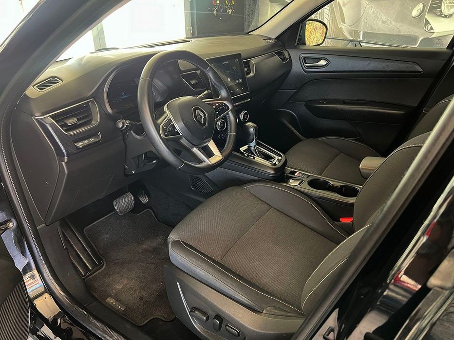 Renault Arkana 1.6 E-Tech Business