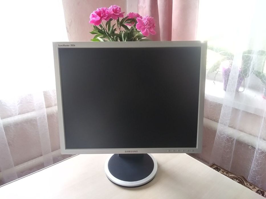 Продам монітор Samsung