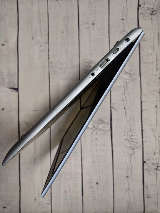 Dell vostro 5471 i5 8250u/12gb+256ssd+500hdd/14 ips Fhd/win.10