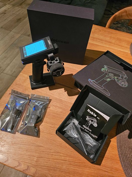 Aparatura FlySky Noble NB4 (jak nowa)