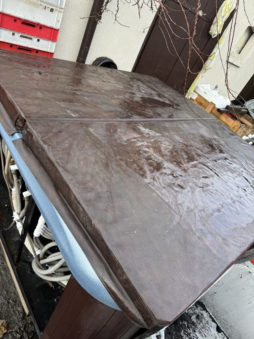 Duze jacuzzi, spa z leżanka, grzalka, pompy, transprot