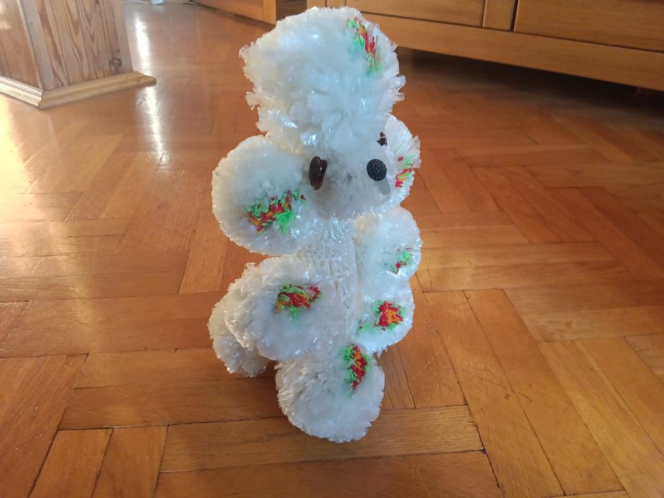 PRL pies pudel na butelkę ręcznie pleciony folia wys.23 cm