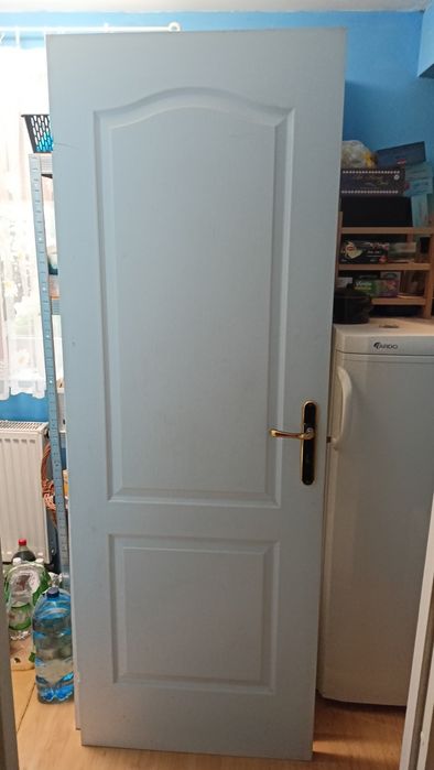 Oddam drzwi wewnętrzne białe 70tki 2 szt.