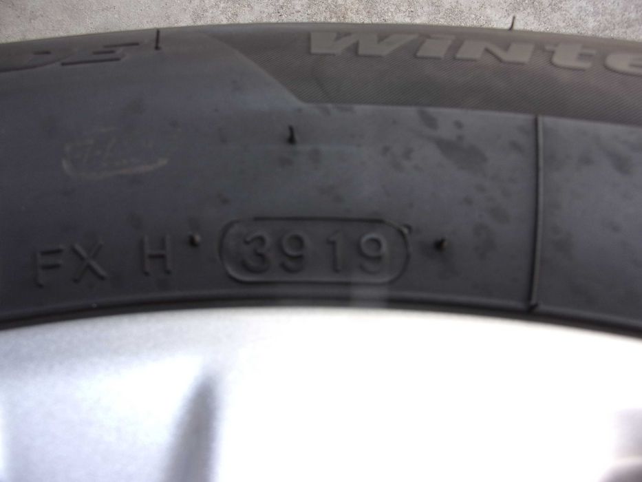 Hankook Winter Icept Evo2 SUV 225/65/17 102H z 2019r