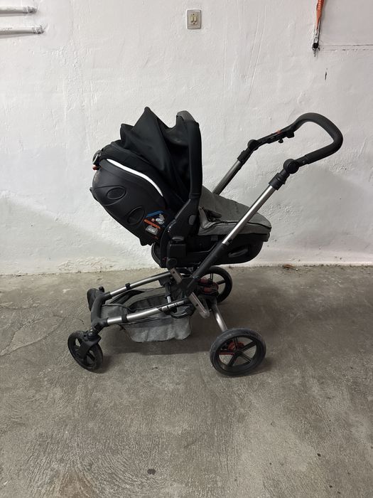 Carrinho de Bebé Jané Matrix Light 2 – 2 em 1 (Ovo + Alcofa)