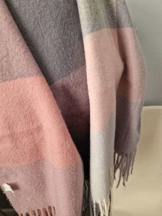 Szal damski 185 × 150 cm