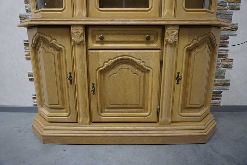 Witryna z Komodą Jasna Podświetlana szer. 140 cm (p-1145)