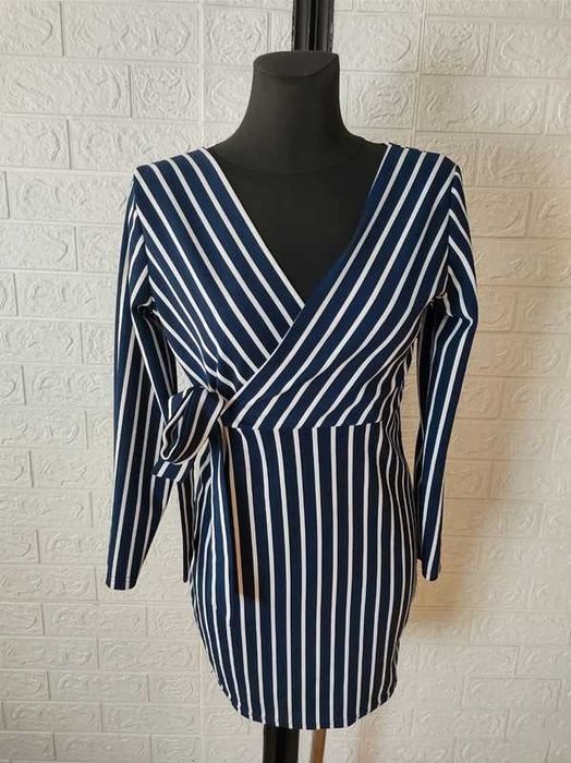 Sukienka paski koktajlowa rozmiar s elastyczna cena 18 zł