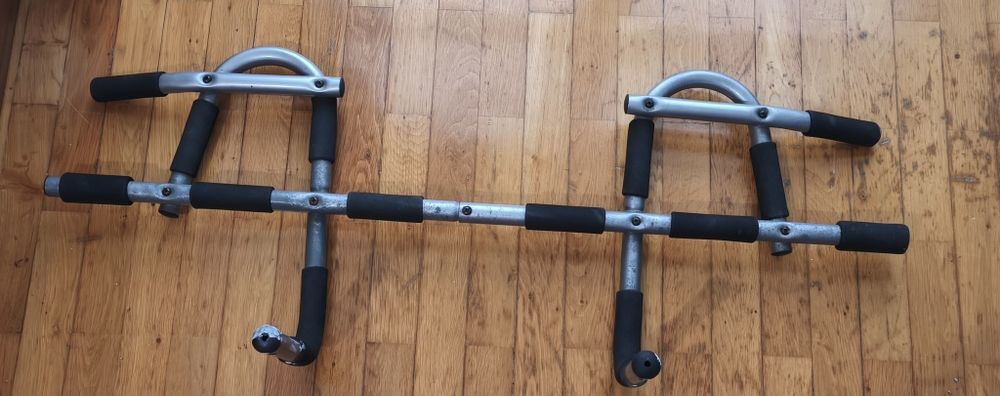 Pull-Up Bar442830172550615042