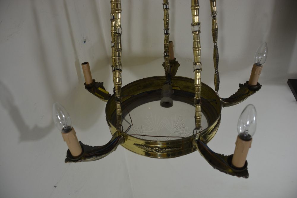 Antyczna lampa wisząca z amplą i 6 świeczkami