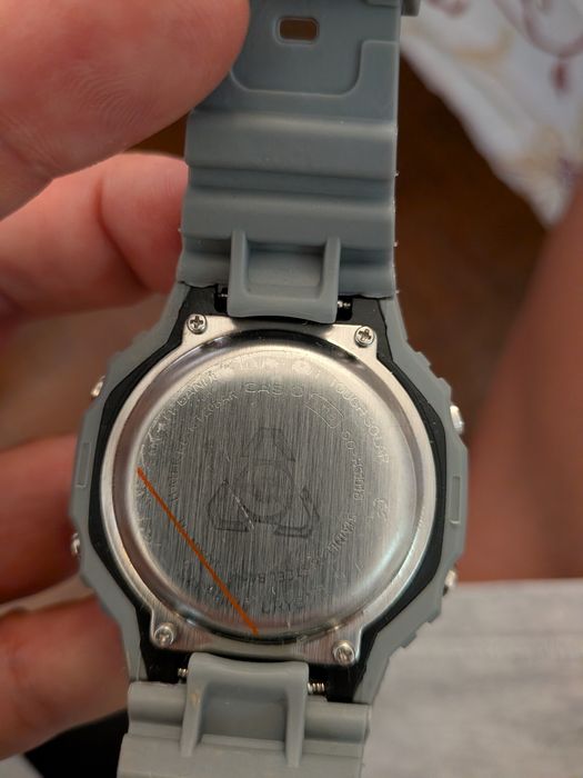 G shock cinza...