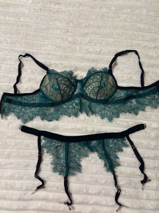 Набір мереживної білизни ручна робота