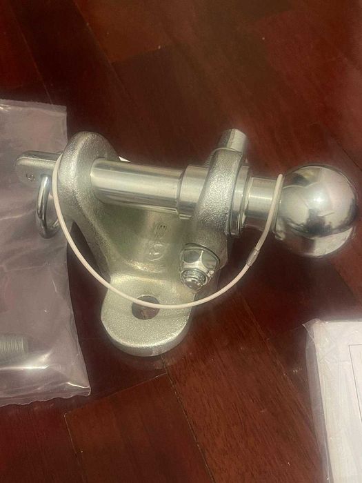 Bola de reboque / towbar / barra de reboque /