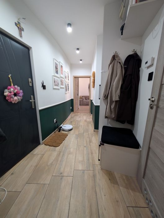 Słoneczne, ekonomiczne mieszkanie z dużym balkonem w centrum - 49,70 m² - Widok 2