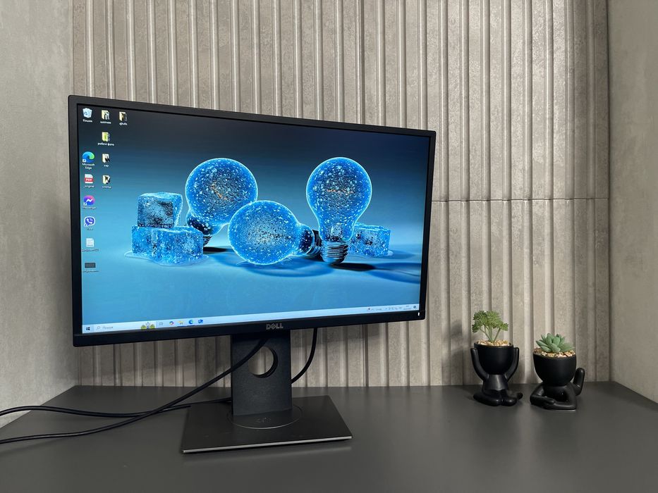 Поворотний Монітор 24 дюйми DELL P2417H full hd