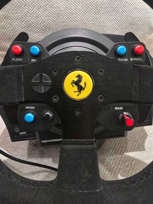 Volante Thrustmaster T300 Ferrari